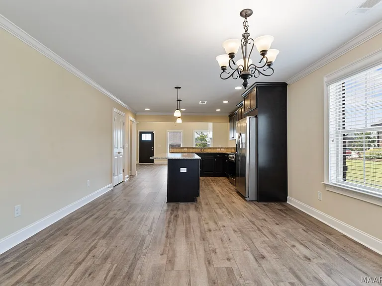 1005 Allison Dr — Photo 13