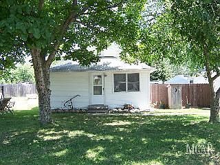 1st image of 3163 Oakwood St