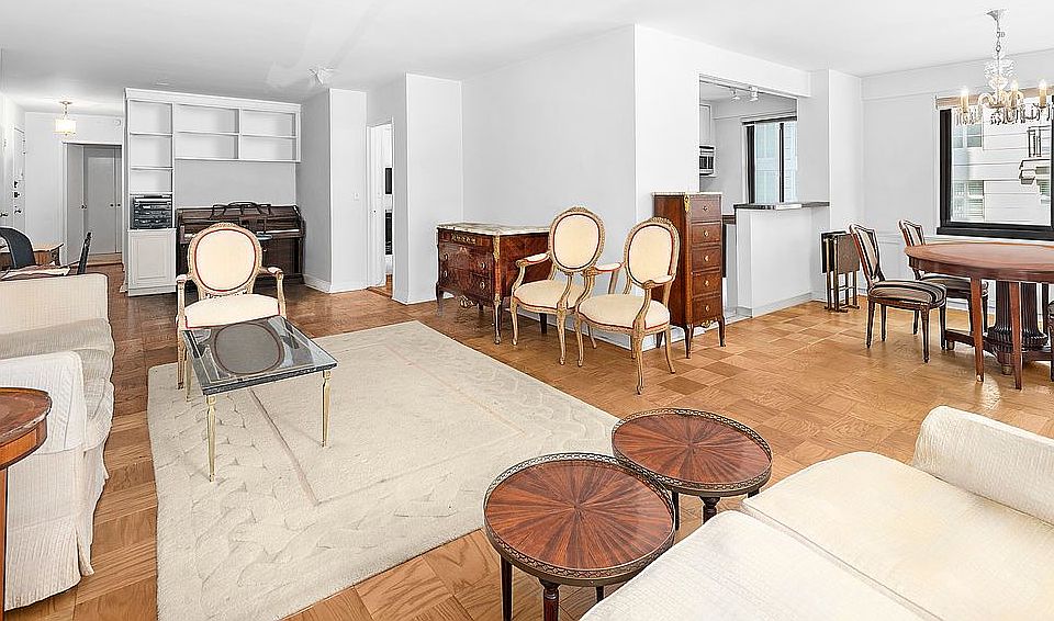 1st image of 10 E End Ave APT 2J
