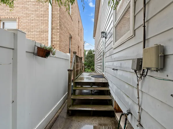 76 Jefferson Street image 35 of 36