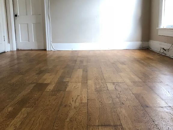 2nd image of 216 S Cedar Ave APT 5
