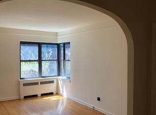 160 Terrace Ave APT 1-D, Hasbrouck Heights, NJ 07604