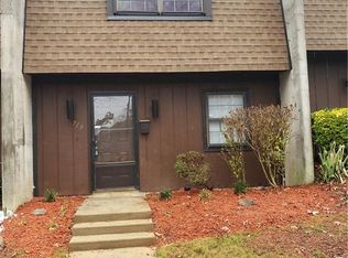 719 Cedar Pointe Ct SW, Marietta, GA 30008