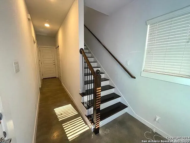2 bed, 1276 sqft, $1,695 — Photo 3