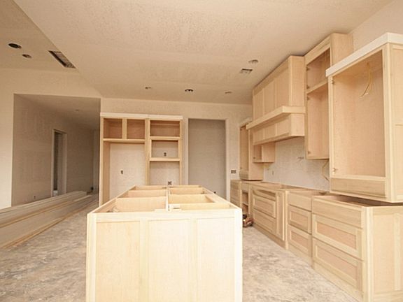 4th image of 8603 W Birdsong Ln