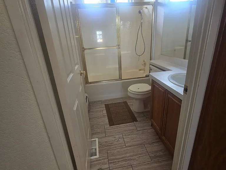 1315 Monroe St — Photo 6