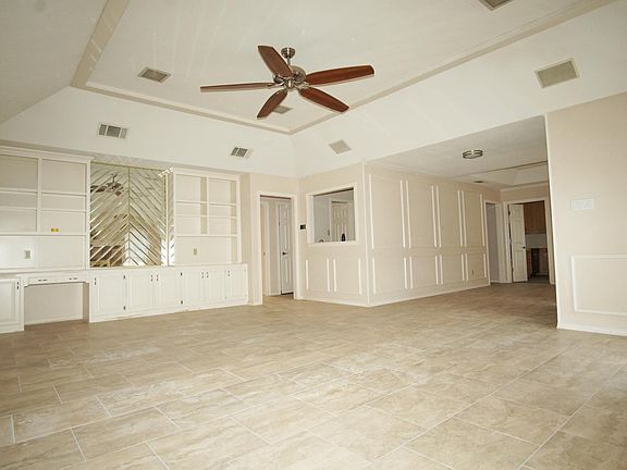 4th image of 3834 Foxfire Dr