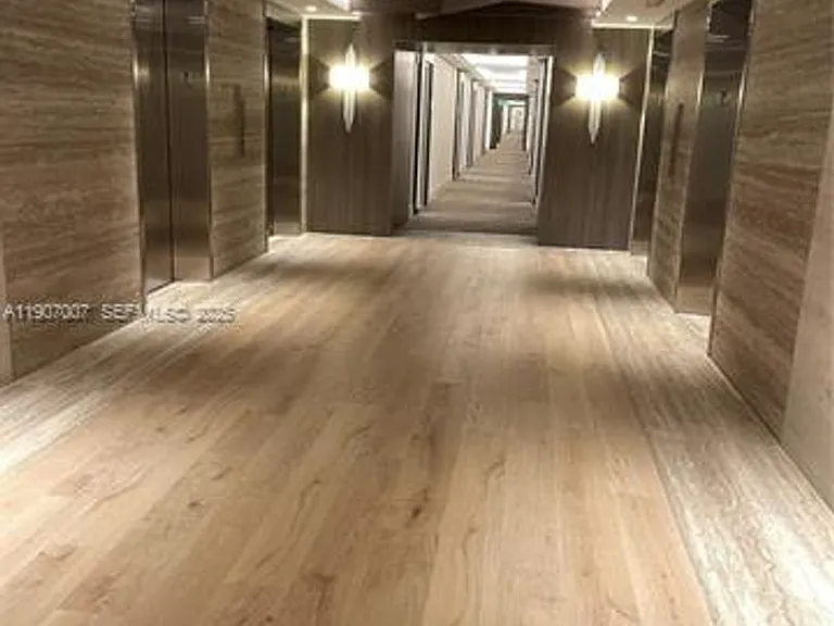 2301 Collins Avenue Cu #737 — Photo 17