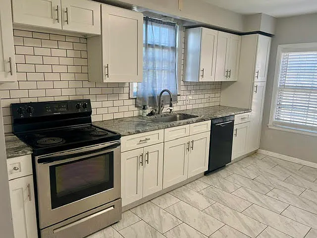 2 bed, 2000 sqft, $1,450 — Photo 1