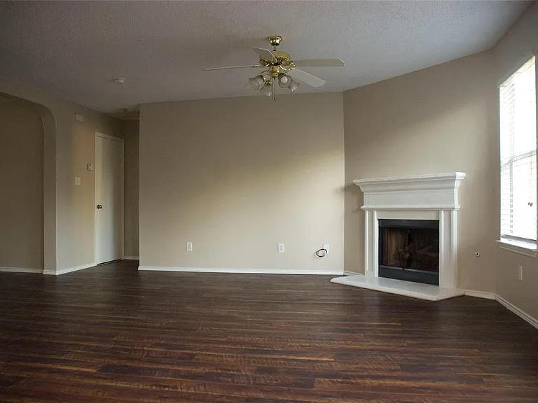 616 Alcove Dr — Photo 7
