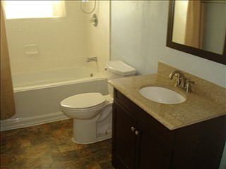 4th image of 319 3rd Ave