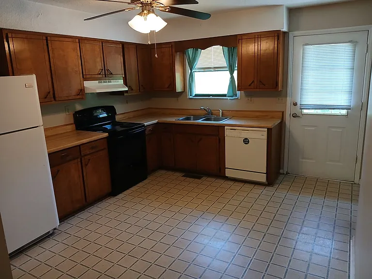777 Old Embreeville Rd #1-3 — Photo 7
