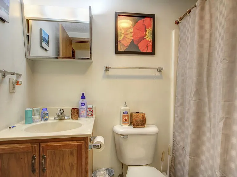 1203 Wesley Ave — Photo 14