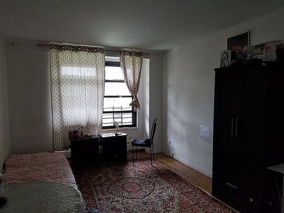 5th image of 6115 98th St APT 9L