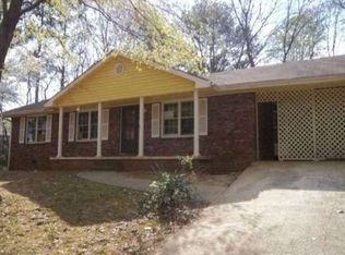 2366 Colleen Cir SW, Marietta, GA 30060