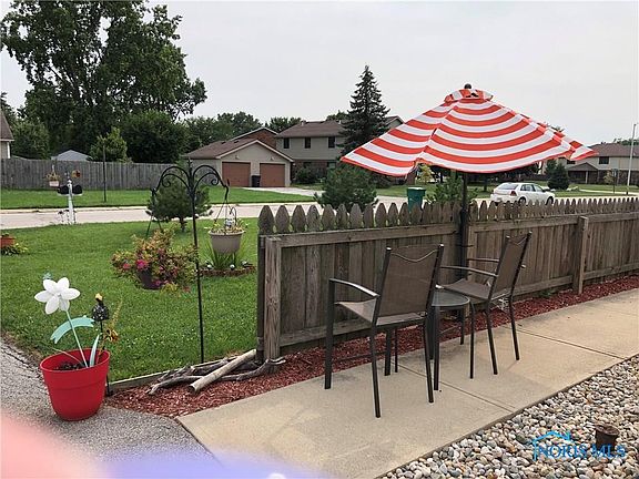 3rd image of 7338-7340 Lunitas Ln