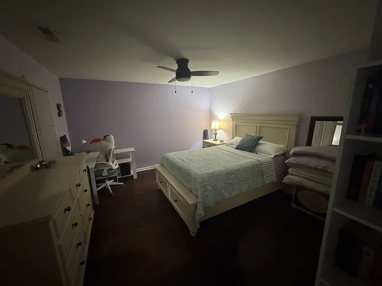 405 Wexford Ct — Photo 13