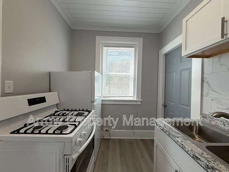 1 bed, 1.0 bath, 740 sqft, $750 — Photo 4