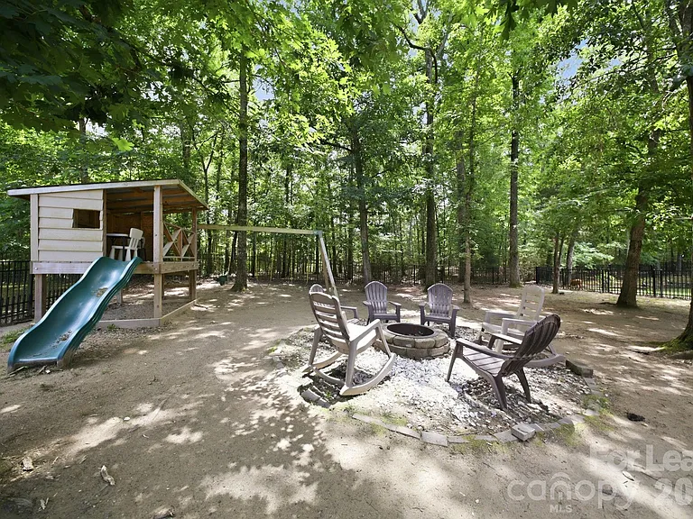 8636 Sagekirk Ct — Photo 41