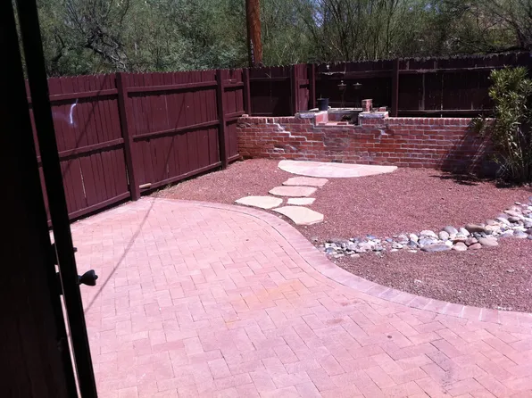 1321 E 9th St, Tucson, AZ 85719