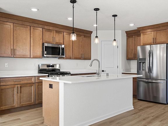 3rd image of 536 Hunter Oaks BOULEVARD #0501