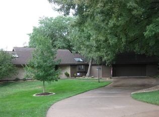 2100 Inverness Dr, Lawrence, KS 66047