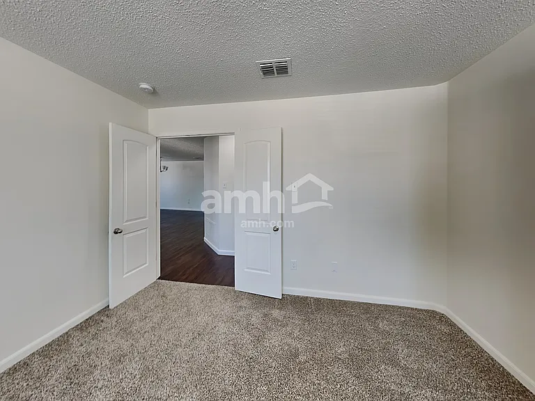 1475 Stewart Dr — Photo 22