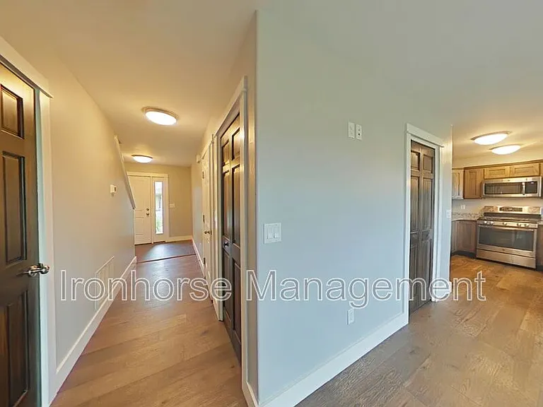 2930 Warbler Way #B — Photo 4