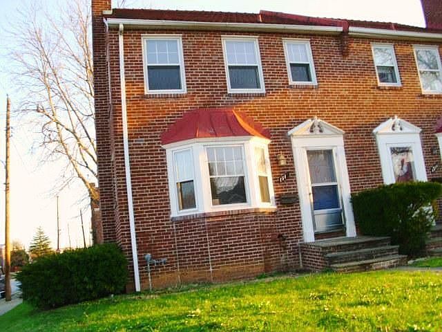 1st image of 1713 Linden St