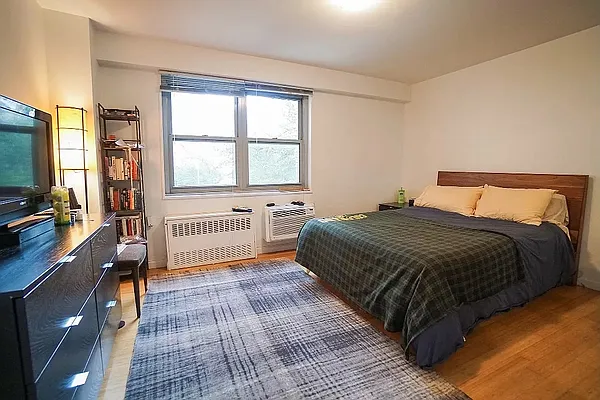 Rented by Camelot Realty Group | media 13