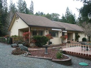 311 Monica Dr, Grants Pass, OR 97526