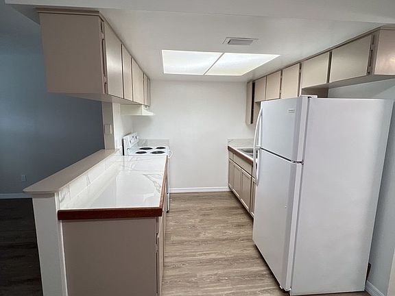 5th image of 3491 62nd Ave N #273