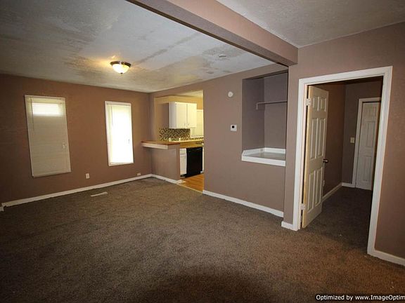 4th image of 6722 Agnes Ave