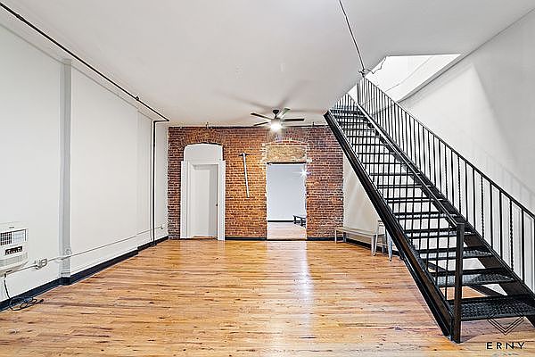 1st image of 1131 Myrtle Ave APT 201