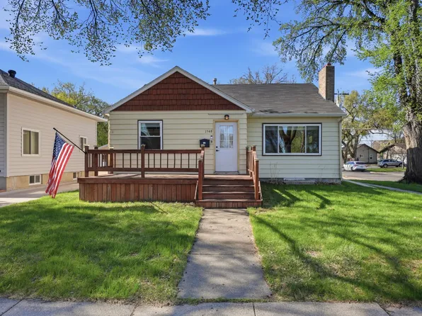 1548 2nd Ave S, Fargo, ND 58103