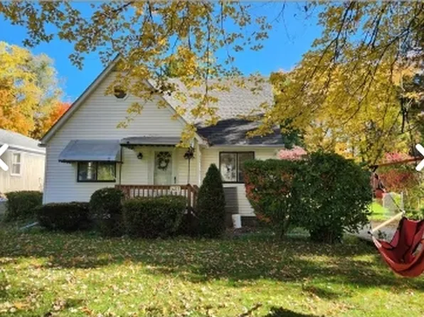 1607 Clifford Dr, Erie, PA 16505