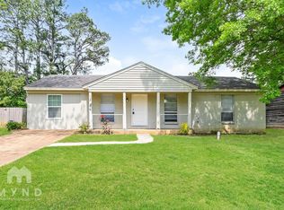 2890 Briarwood Dr, Horn Lake, MS 38637