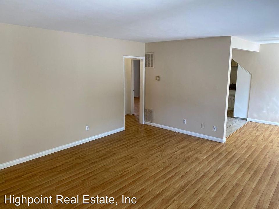 1st image of 1421 S Bedford St #2