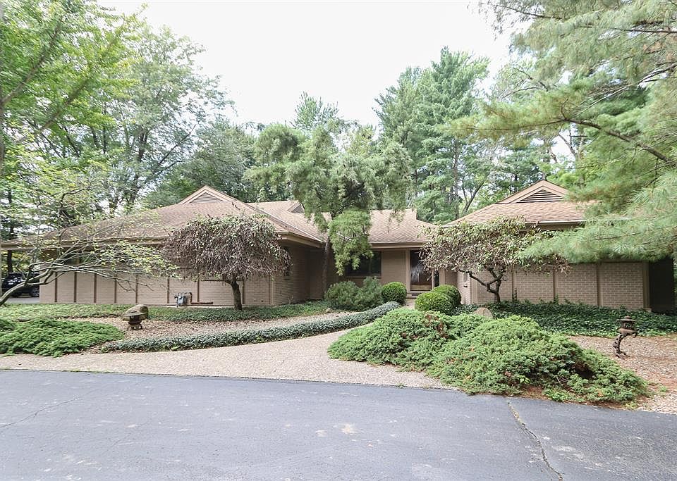 1st image of 5805 Graves Lake Dr