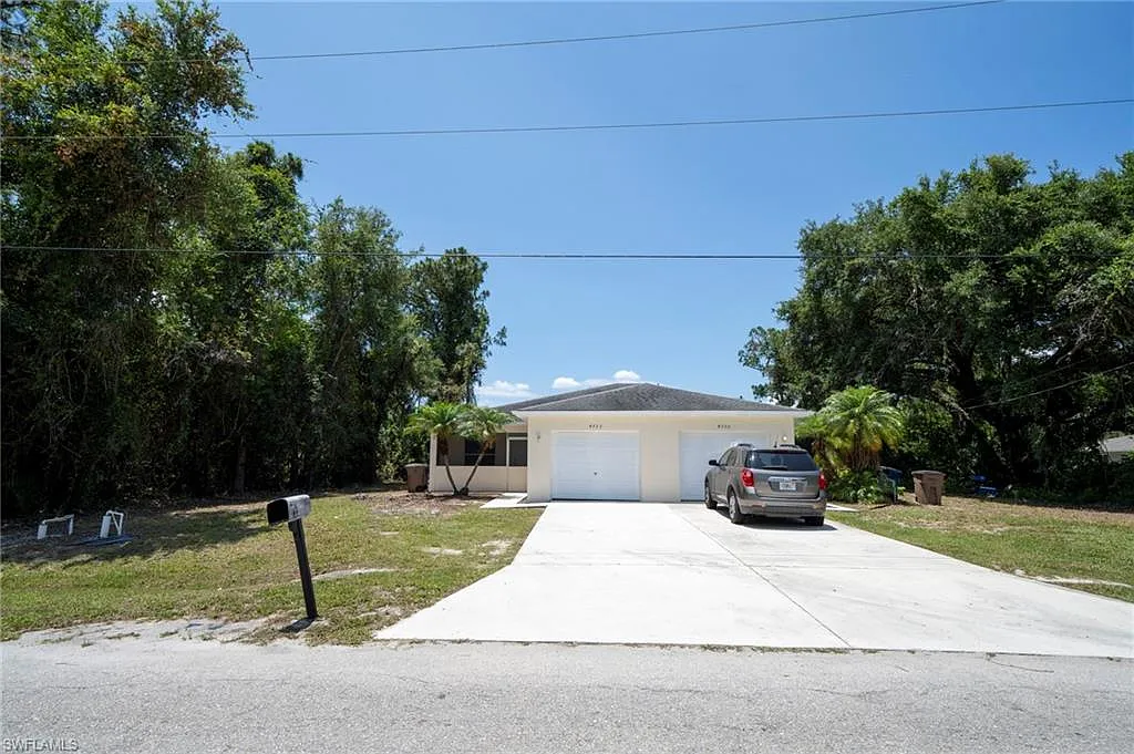 Lehigh Acres — Photo 2
