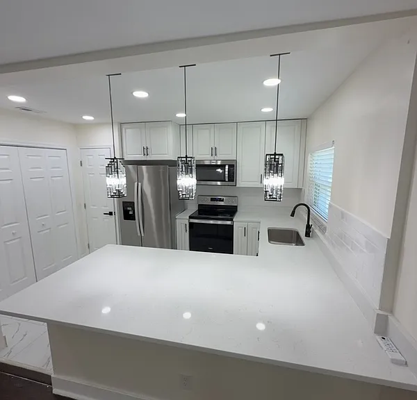 270 W Pineloch Ave #A — Photo 3