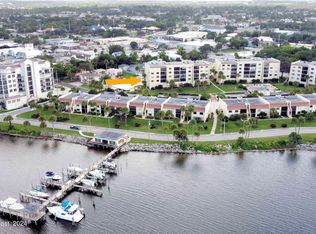 115 N Indian River Dr APT 127, Cocoa, FL 32922