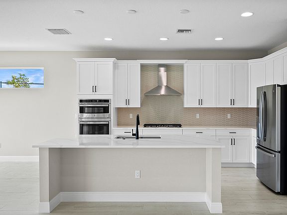3rd image of 6414 High Pointe Circle