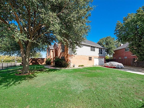 2nd image of 2764 Water Oak Dr