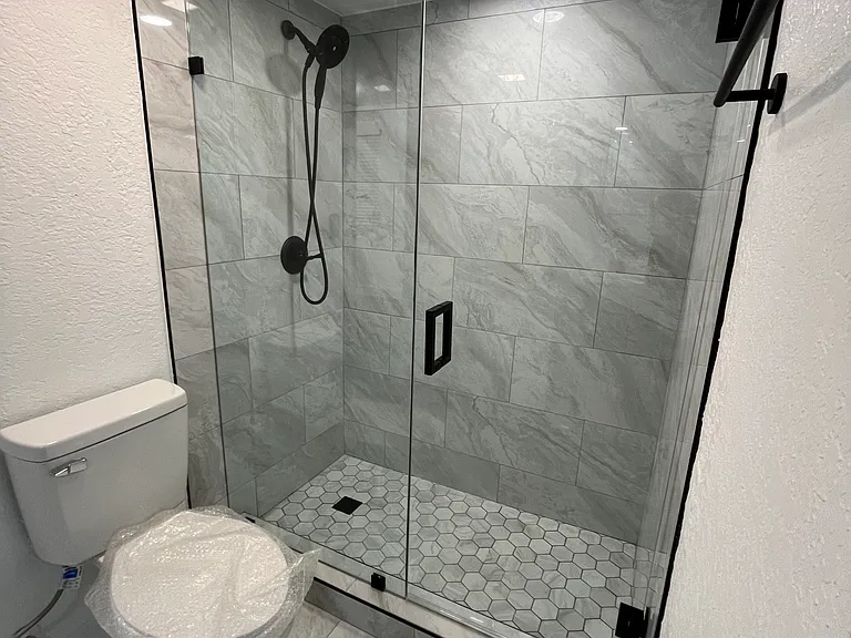 2820 N Oakland Forest Dr #106 — Photo 10