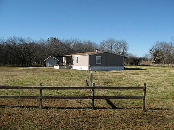3rd image of 5832 County Road 102