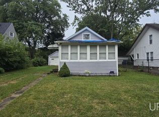 1065 Boston Ave, Waterford, MI 48328