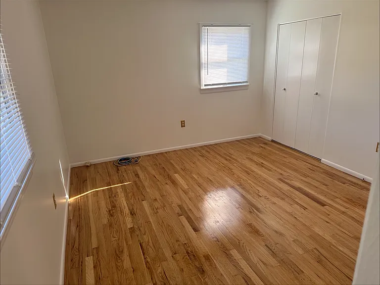 705 Bayberry Rd — Photo 7