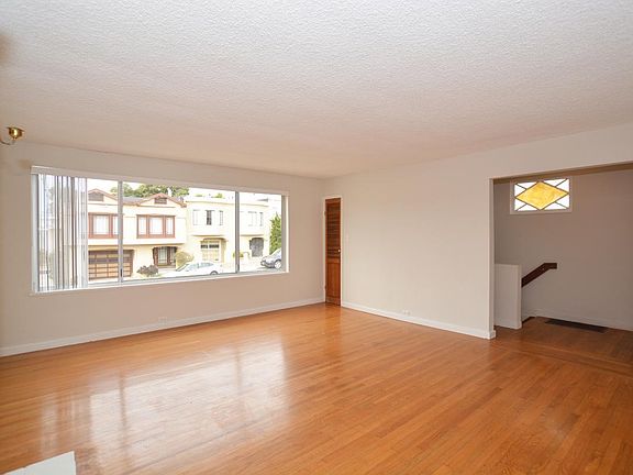 3rd image of 824 34th Ave