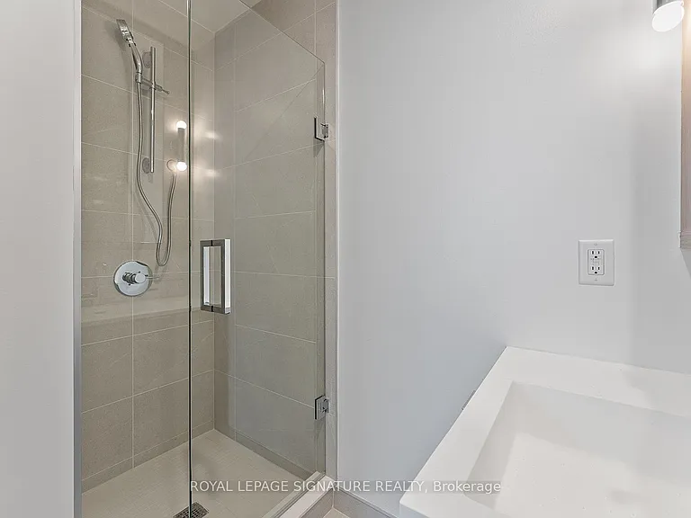 6 Greenbriar Rd #529 — Photo 25